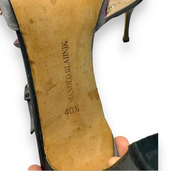 Manolo Blahnik Carolyne Vintage Gray Embroider Floral Slingback Kitten Heel 40.5 - Picture 10 of 13